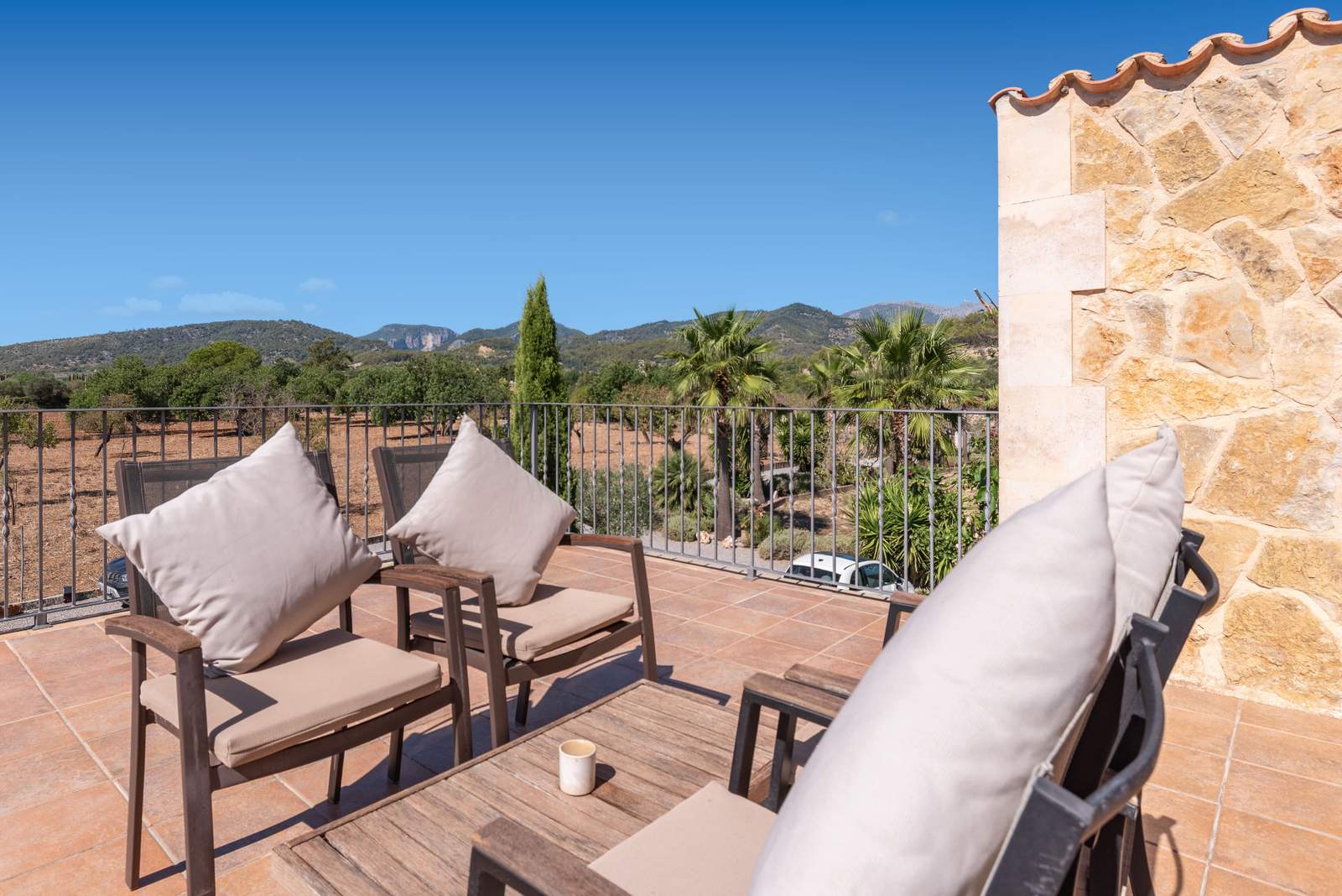 Terrasse mit Tramuntana-Blick